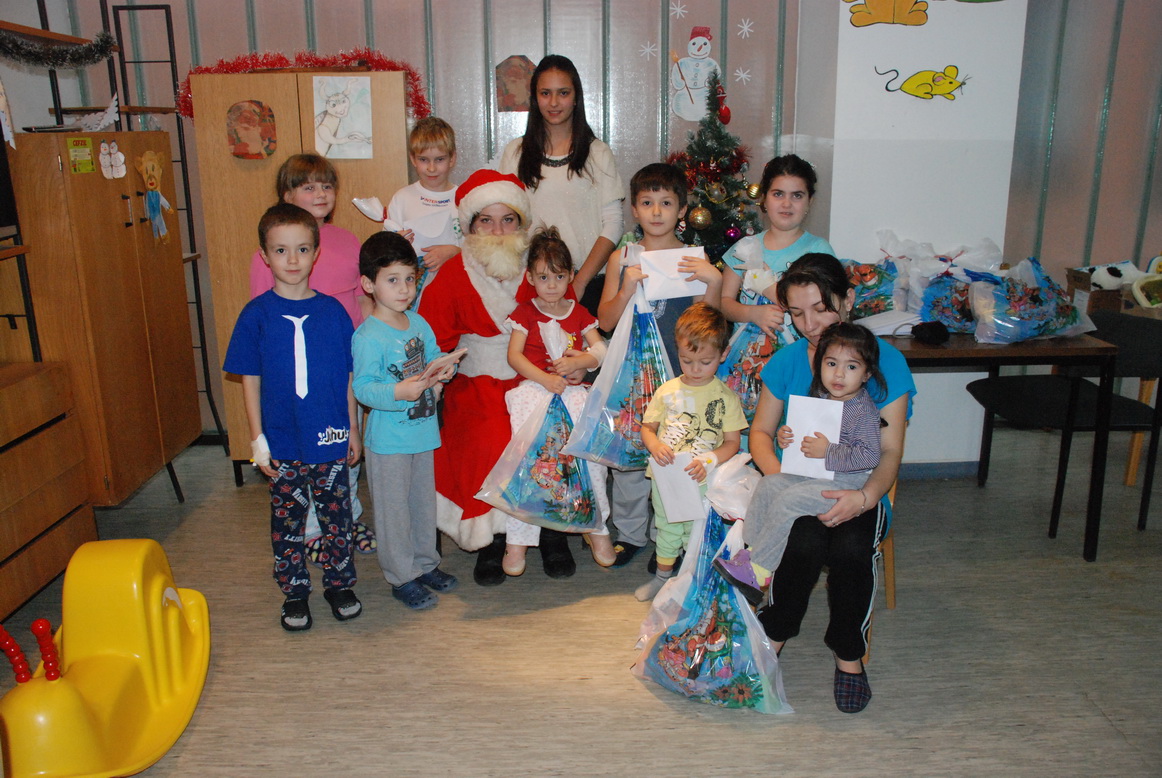 Photo of Članice Kola srpskih sestara podelile paketiće bolesnim mališanima