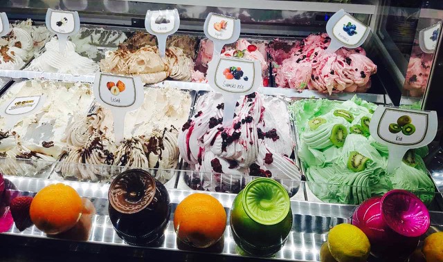 Photo of Sladoled u Pirotu najjeftiniji u Srbiji – zbog cene postaju prava turistička atrakcija
