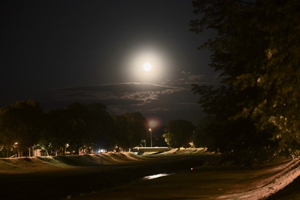 Photo of Pun mesec iznad Pirota (FOTO)