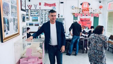 vasić glasao u naselju Tanasko Rajić