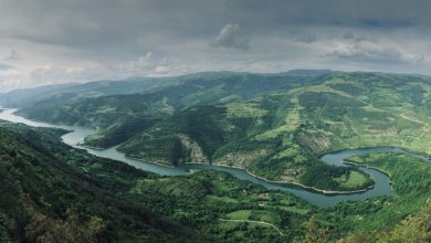 Panorama Zavojskog jezera na Staroj planini