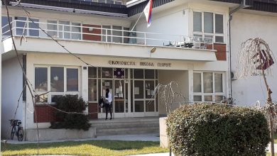 Photo of Ekonomska škola u Pirotu: Održano Okružno takmičenje iz istorije