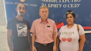 Još jedna kuća za porodicu iz Pirota: Potpisan ugovor sa Ministarstvom za brigu o selu